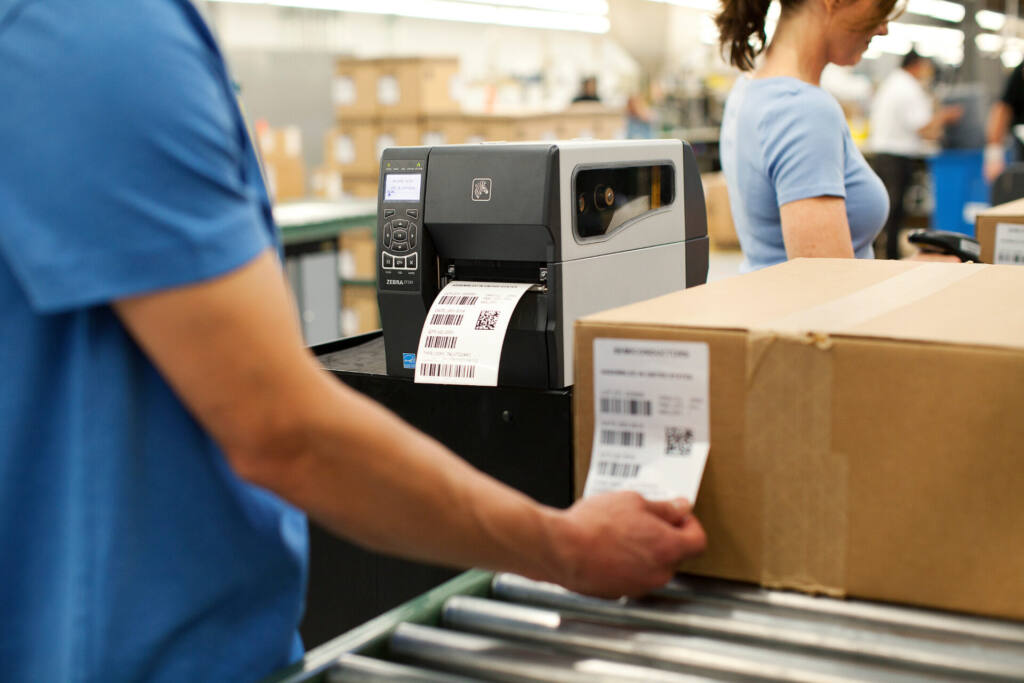 Sådan vælger du den bedste labelprinter til fragt og forsendelser