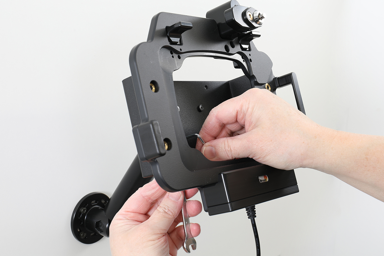 Aktiv hållare, fast installation, låsbar, ET401 8"